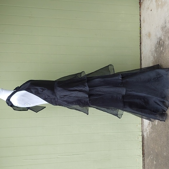 Lulu's Black Tiered Organza Halter Maxi Dress Sz L - Picture 6 of 17